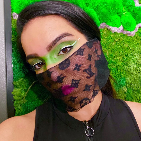 Meet your Posher, Neha - Picture 3 of 5